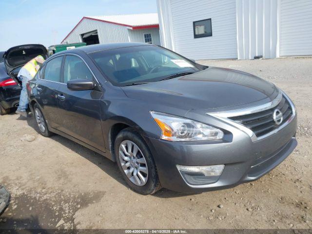  Salvage Nissan Altima