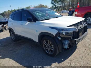  Salvage Kia Seltos