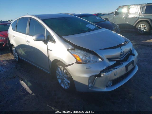  Salvage Toyota Prius v