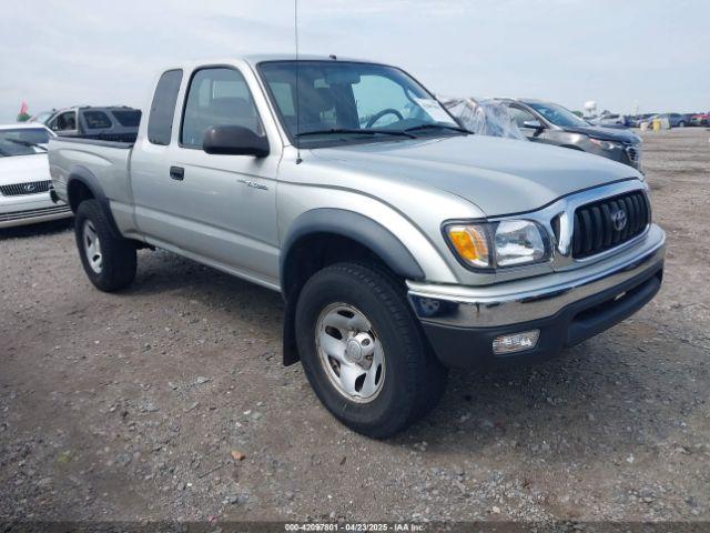  Salvage Toyota Tacoma