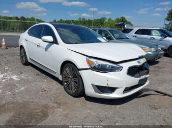  Salvage Kia Cadenza