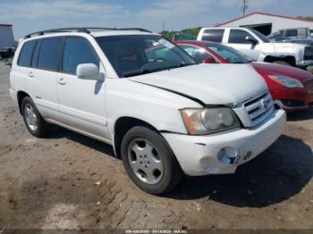  Salvage Toyota Highlander