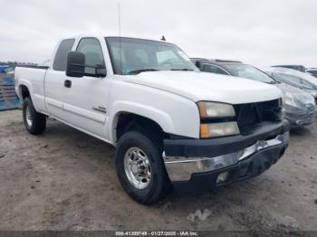  Salvage Chevrolet Silverado 2500