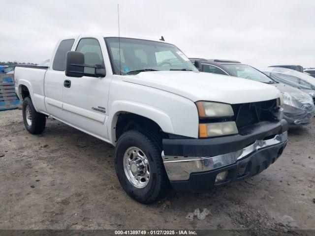  Salvage Chevrolet Silverado 2500
