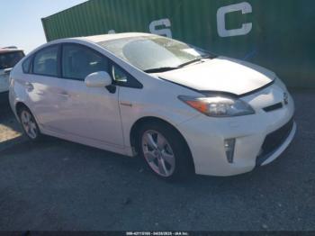  Salvage Toyota Prius