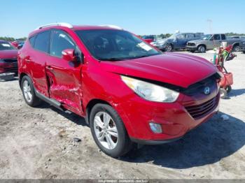 Salvage Hyundai TUCSON