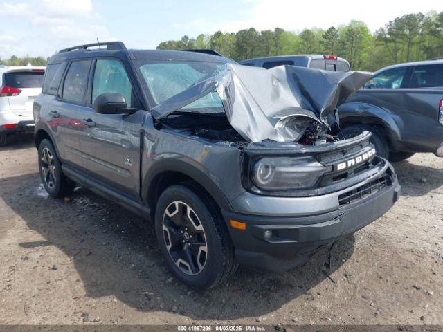  Salvage Ford Bronco