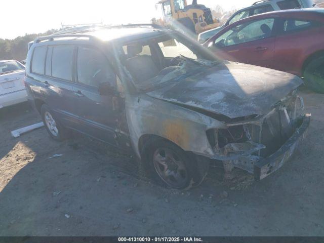  Salvage Toyota Highlander