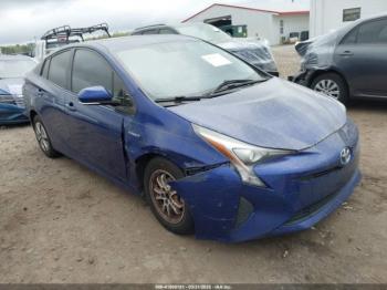  Salvage Toyota Prius