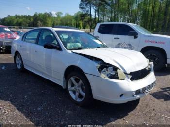  Salvage Nissan Altima
