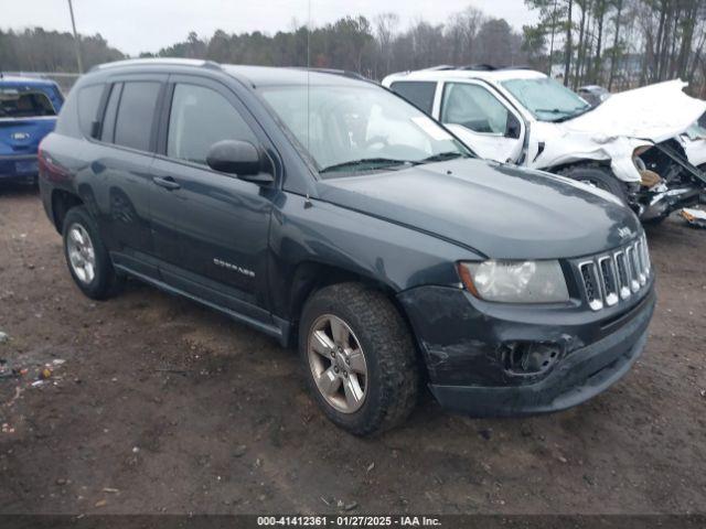  Salvage Jeep Compass