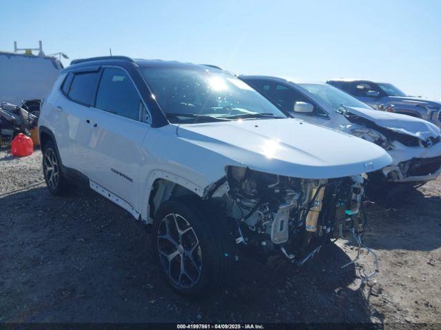  Salvage Jeep Compass