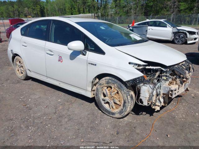  Salvage Toyota Prius