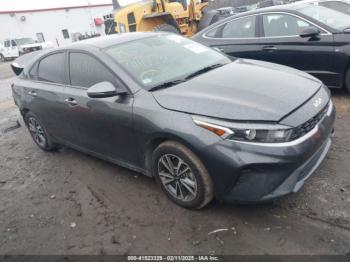  Salvage Kia Forte