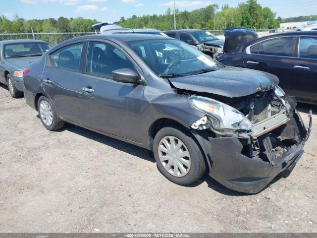  Salvage Nissan Versa