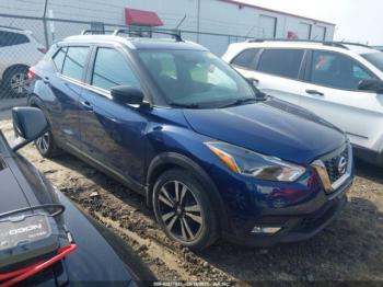  Salvage Nissan Kicks