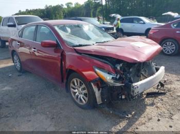  Salvage Nissan Altima