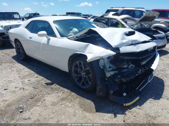  Salvage Dodge Challenger