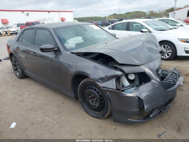  Salvage Chrysler 300