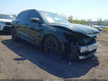  Salvage Audi Q8