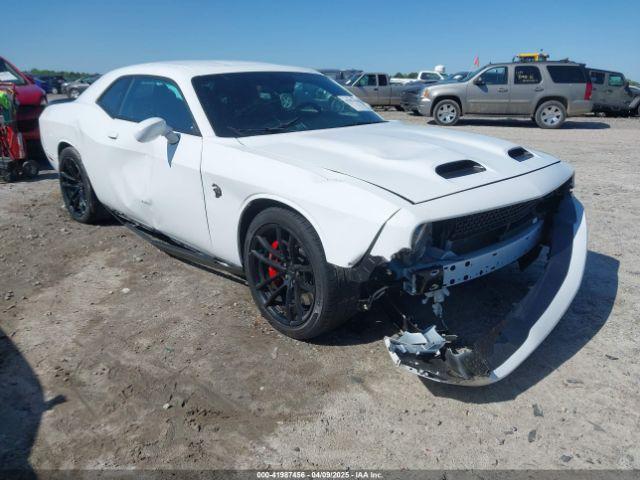  Salvage Dodge Challenger