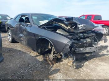  Salvage Dodge Challenger