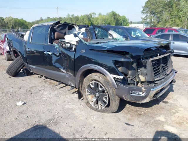  Salvage Nissan Titan