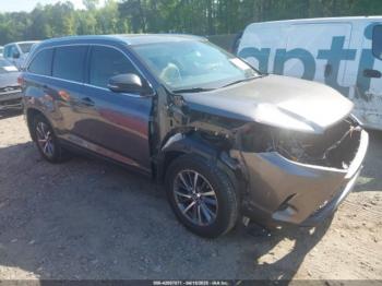  Salvage Toyota Highlander