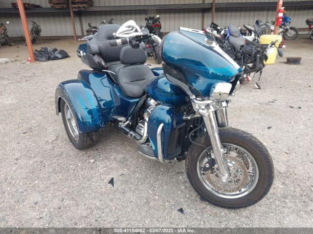  Salvage Harley-Davidson Flhtcutg