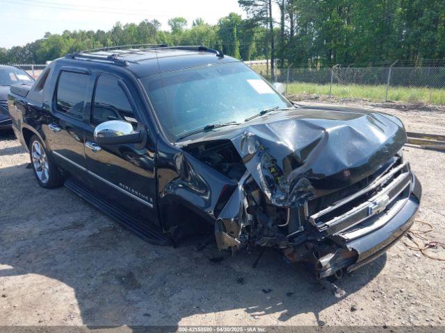  Salvage Chevrolet Avalanche 1500