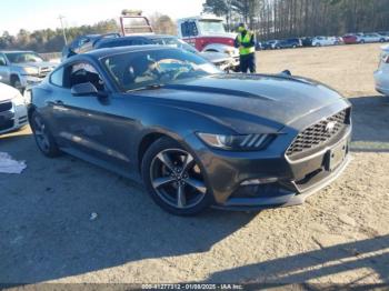  Salvage Ford Mustang