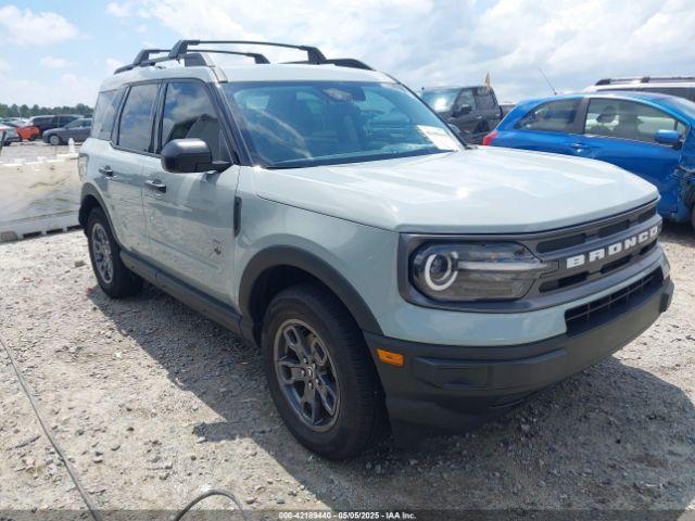  Salvage Ford Bronco