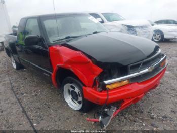  Salvage Chevrolet S-10
