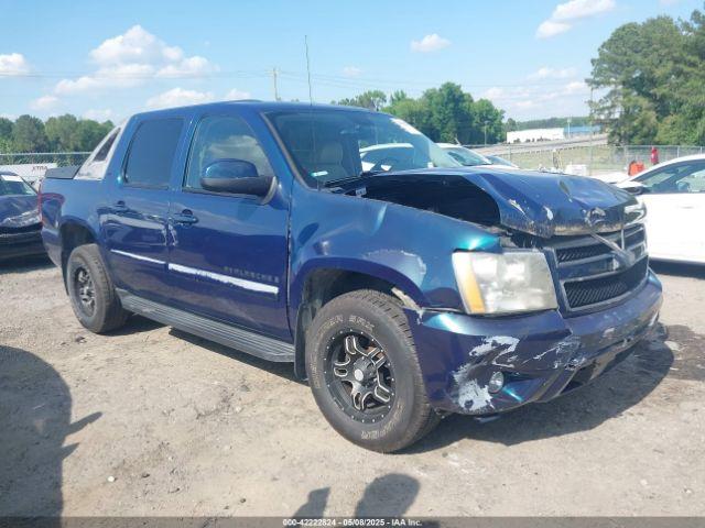  Salvage Chevrolet Avalanche 1500