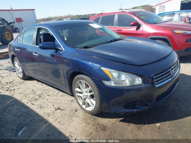  Salvage Nissan Maxima