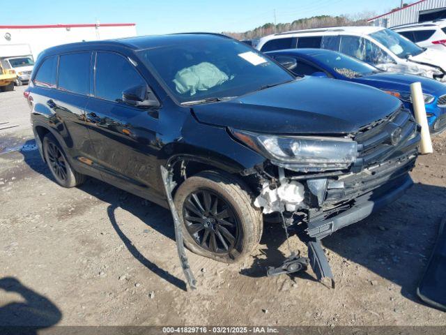  Salvage Toyota Highlander