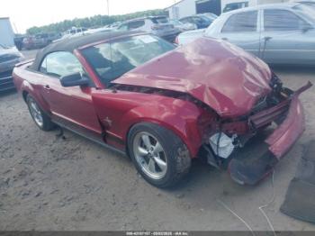  Salvage Ford Mustang