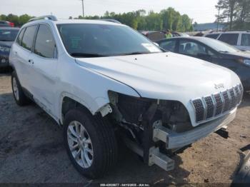  Salvage Jeep Cherokee