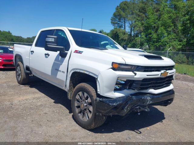 Salvage Chevrolet Silverado 2500