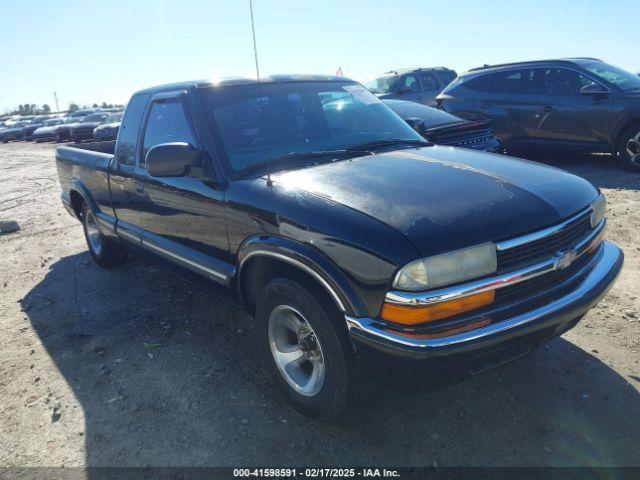  Salvage Chevrolet S-10