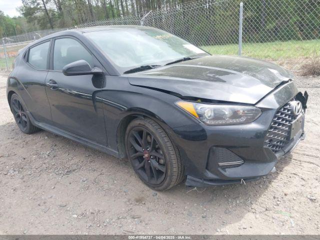  Salvage Hyundai VELOSTER