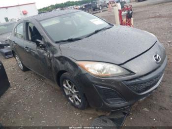  Salvage Mazda Mazda3