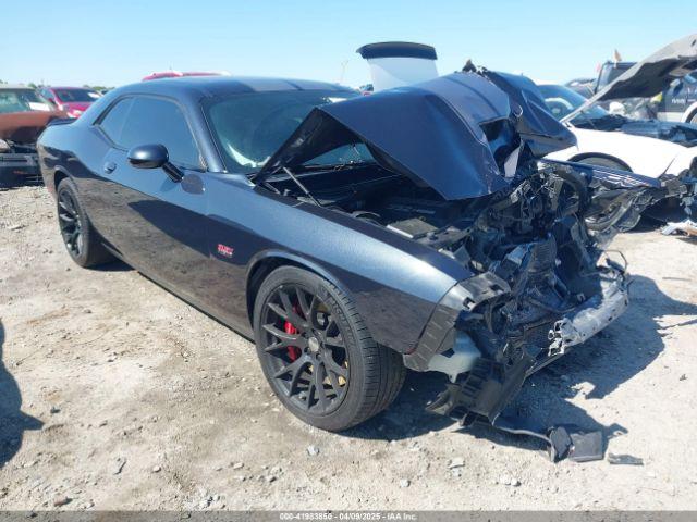  Salvage Dodge Challenger