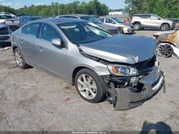  Salvage Volvo S60