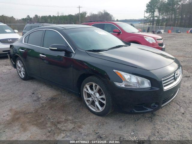  Salvage Nissan Maxima