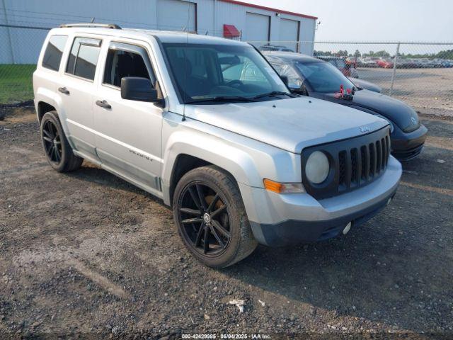  Salvage Jeep Patriot