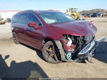  Salvage Chrysler Pacifica