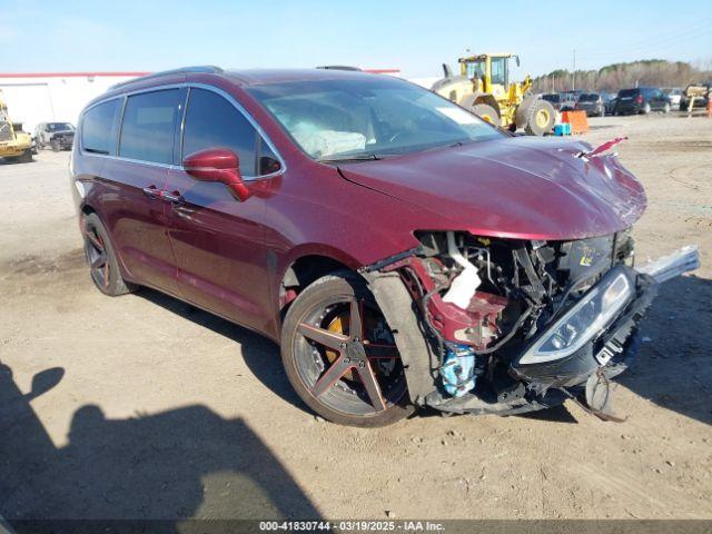  Salvage Chrysler Pacifica