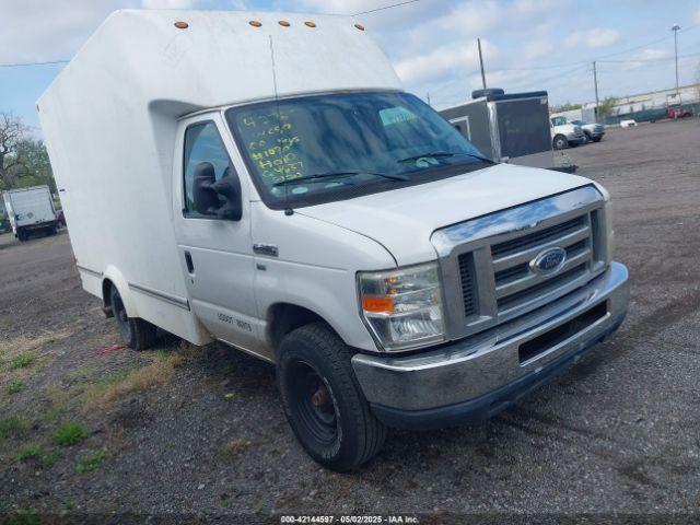  Salvage Ford E-350