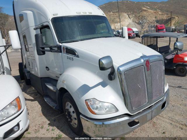  Salvage Kenworth T680